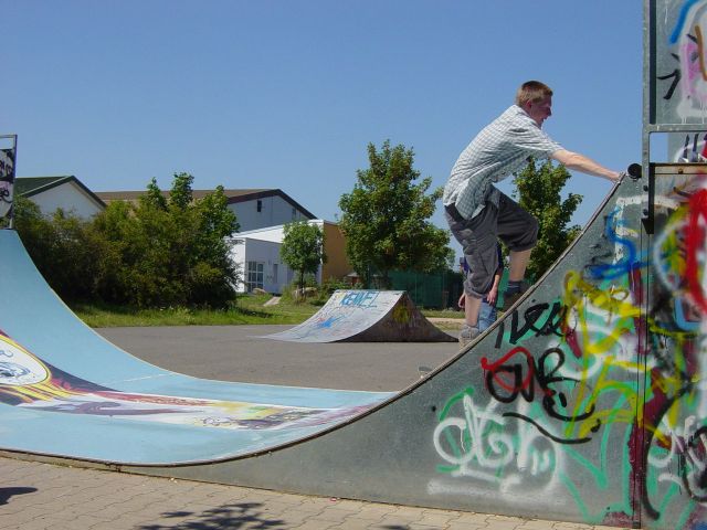 33